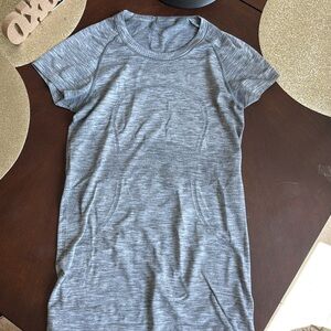 Hestheres grey women’s shirt
